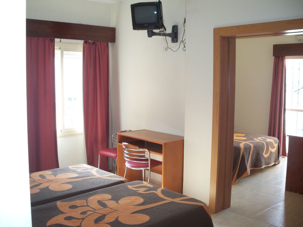 Nch Hotel טורמולינוס מראה חיצוני תמונה
